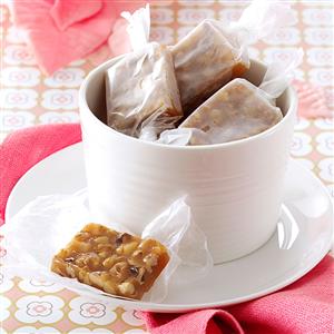 honey-caramels_exps160197_thca2916394c11_16_4bc_rms